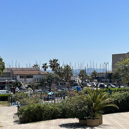 Holidays Hyères Habitación foto